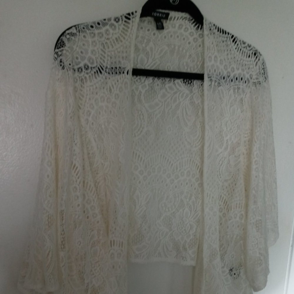 Torrid cropped cardigan, size 4/5!
